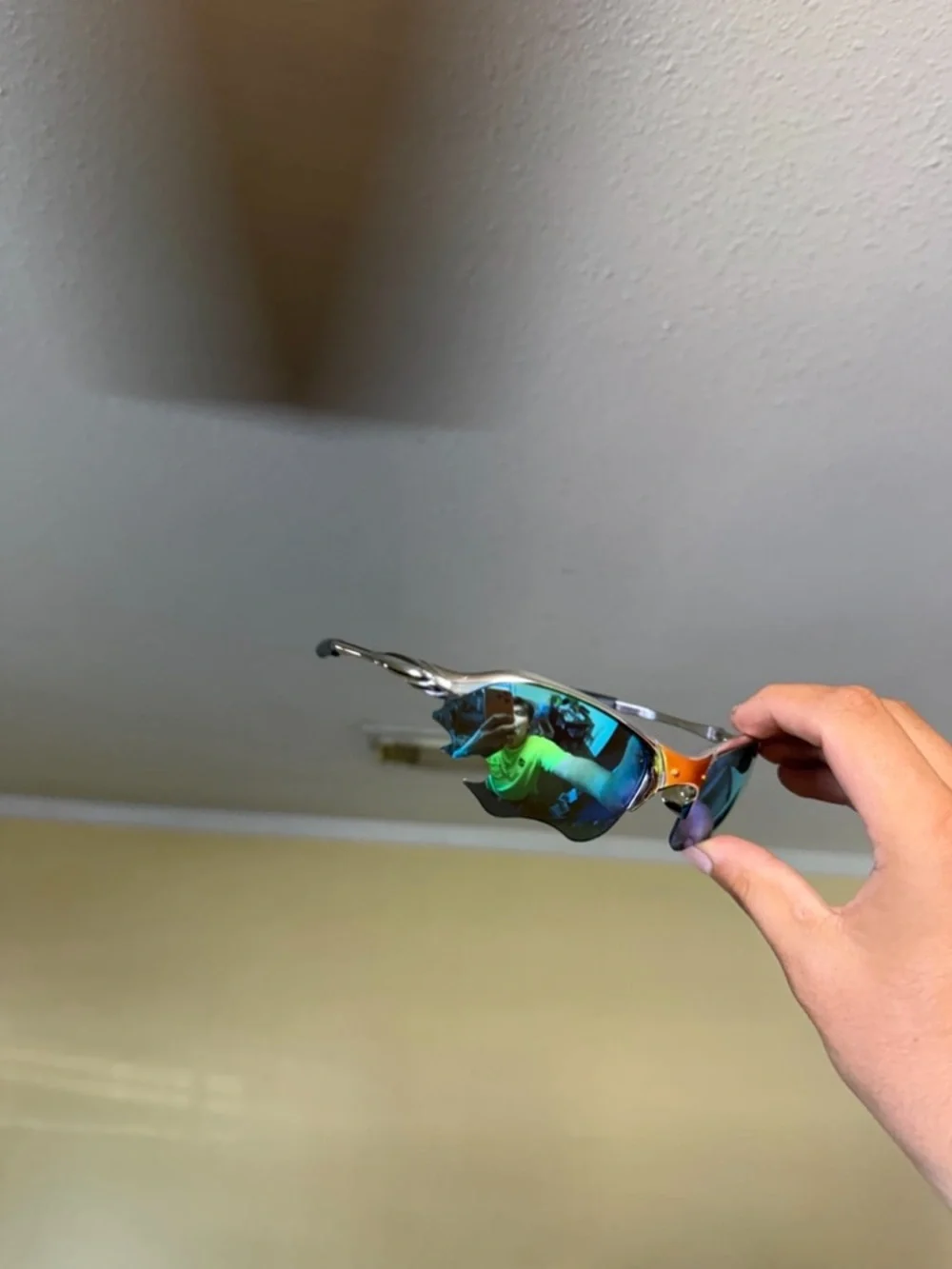 Mirrored Blue Green Sport Sunglasses - oaks